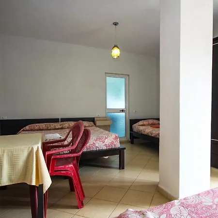 Ari Hotel Golem (Tirana)